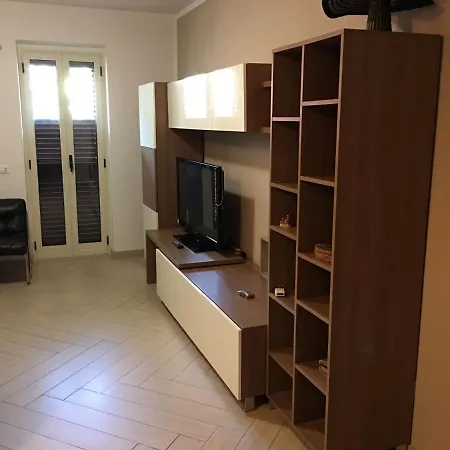 Mariclea House דירה